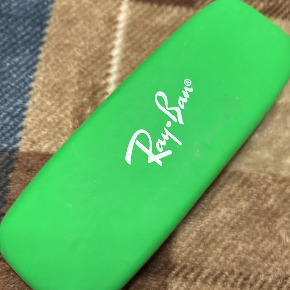 Ray-Ban Vibrant Green Eyewear Case
